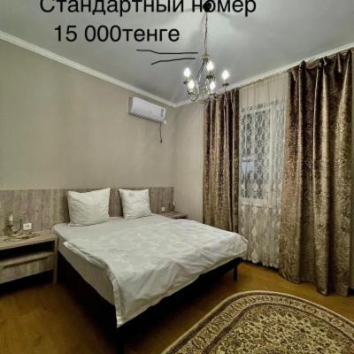 Green Town Hotel Sjymkent Exteriör bild